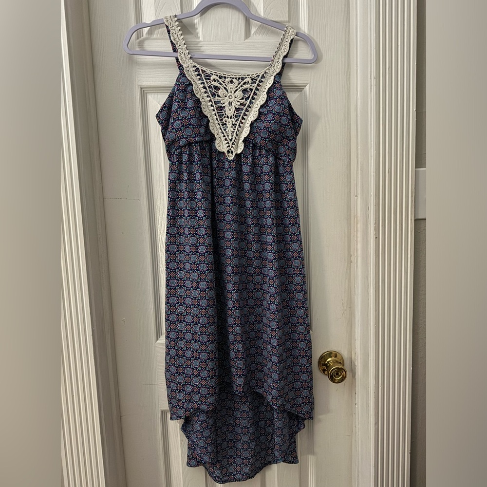 Girls Sleeveless Crochet Lace Floral Hi-Low Smocked Back Dress Size 16